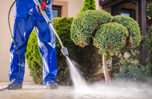 Driveway Cleaning in Fort Collins