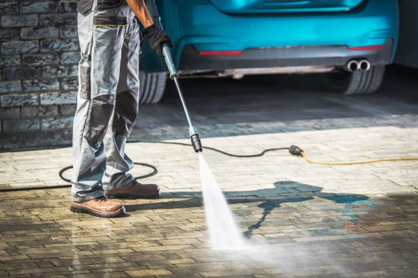 Driveway Pressure Washing in Fort Collins