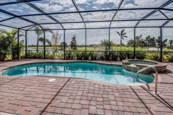 Pool Enclosure Cleaning in Fort Collins