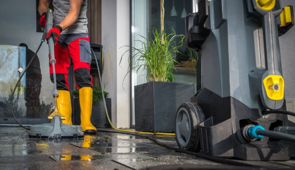Commercial Pressure Cleaning in Fort Collins