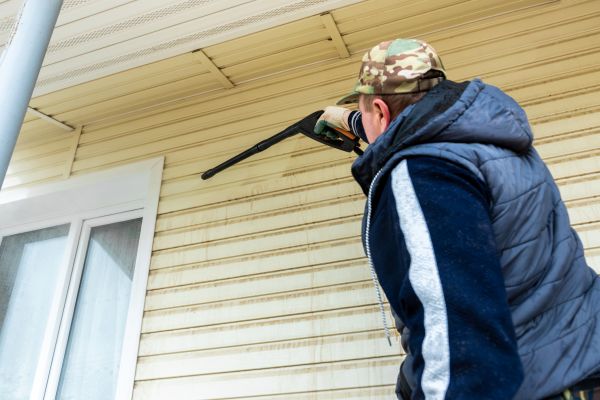 Vinyl Siding Pressure Cleaning in Fort Collins