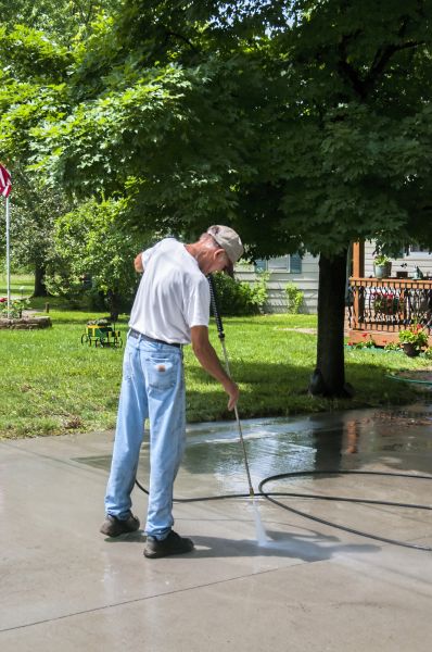 Driveway Concrete Cleaning in Fort Collins