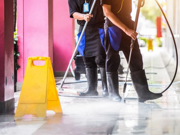 Store Powerwashing in Fort Collins